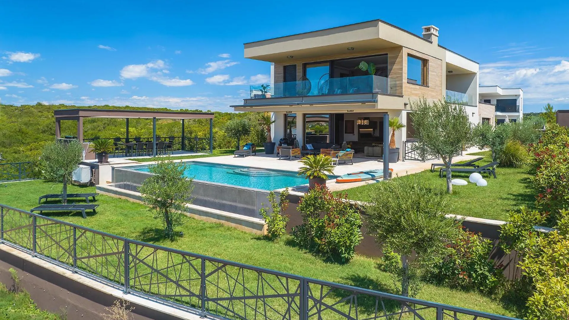 Awesome Home In Medulin With House Sea View